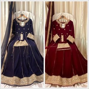 El último vestido Anarkali de diseñador de Fab Zone Faux Georgette Bordado Secuencia Trabajo Ropa india y pakistaní - Product Image 2