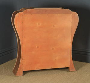 Vitrina de cristal Macouria antigua, madera de teca tallada a mano, vitrina de salón tallada a mano de lujo - Product Image 6