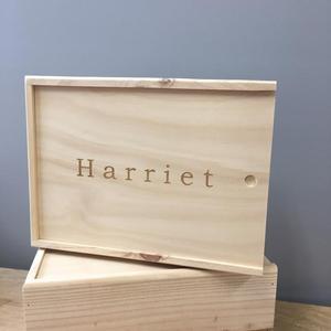 กล่องเก็บของตกแต่งของที่ระลึกแบบเรียบง่าย - Product Image 1