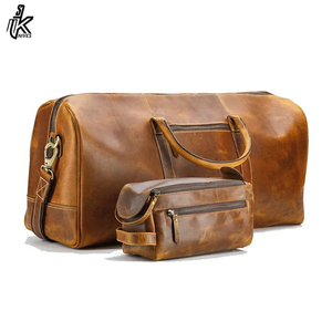 Sacs de sport de qualité supérieure, sacs de voyage en cuir véritable, taille cabine, unisexe, en vente - Product Image 3