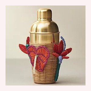 Manchon de bouteille en jonc de mer tissé à la main élégant artisanat en rotin de qualité supérieure avec thème animal pour une célébration d'anniversaire unique - Product Image 1