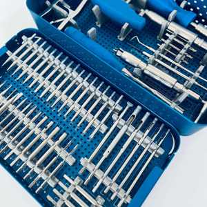 Ensemble d'instruments chirurgicaux de haute qualité, certifié CE, ISO13485 Classe II, pour utilisation en salle d'opération, fabriqué par ZUOL Instruments. - Product Image 4