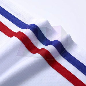 Conjuntos de Uniformes de Baloncesto Transpirables Personalizados con Número, Nombre y Logotipo Impresos, Adecuados para Deportes de Equipo - Product Image 6