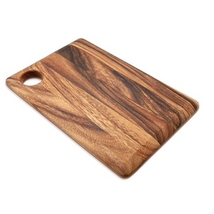 Planche à découper en bois durable avec poignée ergonomique et fond antidérapant pour une cuisine domestique sûre - Product Image 3