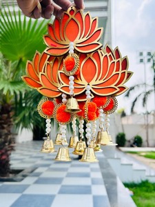 Lotus tenture murale avec cloche décoration de mariage Diwali Navratri coloré Festival décor pendaison de crémaillère Temple cadeau pour les invités - Product Image 2