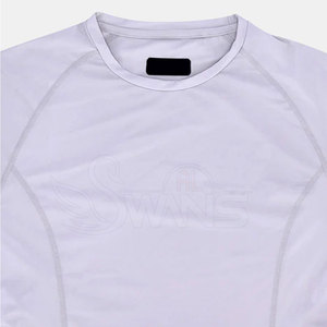 เสื้อคอมเพรสชั่นผู้ชายคุณภาพสูง น้ำหนักเบา ทรงเข้ารูป สีพื้น แห้งเร็ว คอกลม แขนยาว สำหรับออกกำลังกาย รับผลิตแบบ OEM - Product Image 5