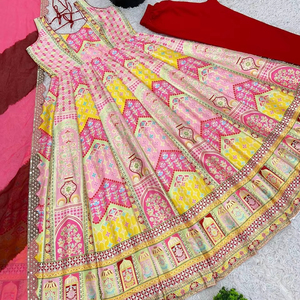 Conjunto de Salwar Kameez Garba Especial con Dupatta, 3 Piezas, Listo para Usar, Seda Japonesa Regular Pesada de Secado Rápido, para Fiestas de Navratri - Product Image 5