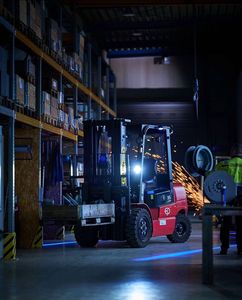 Manufacturer's New Mini Diesel Forklift. - Product Image 2