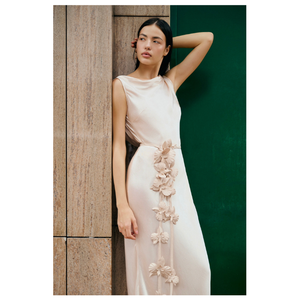 Meilleure vente femmes Jena respirant Satin dos nu robe automne décontracté haute couture mi-longueur sans bretelles tissé naturel - Product Image 4