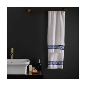 Surdimensionné 90x180cm 700GSM Premium Coton Brodé Serviettes De Bain À Séchage Rapide Spa Resort Qualité Durable Eco Safe OEM ODM Service - Product Image 4