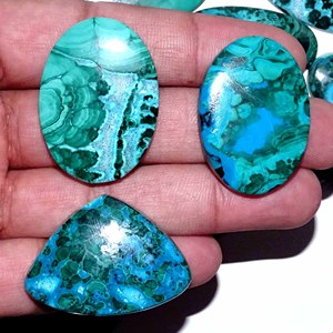 คริสโซโคลลาธรรมชาติอัญมณีหลวมผสมหลายรูปร่างและขนาดพลอย Cabochon หลวม chrysocolla ธรรมชาติสำหรับใช้ทำเครื่องประดับ - Product Image 2