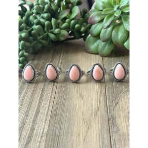 Navajo Handmade Pink <b>Conch</b> Shell & Sterling Silver Statement <b>Ring</b> - Product Image 2
