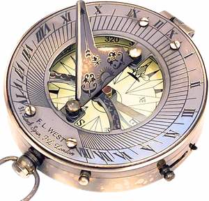 Boussole solaire en laiton et cuivre antique poli, élégante horloge solaire en métal, parfaite pour les collectionneurs et les cadeaux - Product Image 3