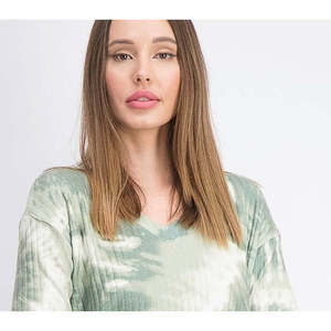 Top Crave Fame Cozy a coste tie-dye per ragazze, taglia junior Small-verde - Product Image 2