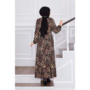 Vestido Hijab de crepé con estampado de leopardo para mujer profesional - Product Image 2