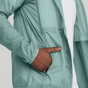 Chaqueta Deportiva de Invierno con Capucha para Hombre, Personalizada con Logotipo, de Alta Calidad y Bajo Precio - Product Image 6