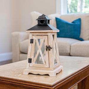 Farol de Madera Decorativo, Iluminación Rústica para Decoración del Hogar, Sala de Estar, Dormitorio, Mesa de Centro y Ambiente Interior, de la India - Product Image 1