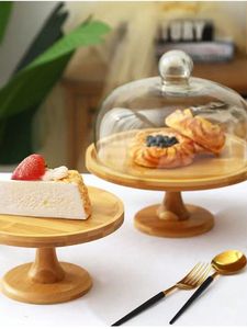 Support à gâteau en bois massif avec dôme en verre, adapté aux arrangements de gâteaux créatifs, présentoir élégant pour table de desserts et décoration intérieure - Product Image 4