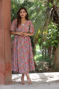 Vestido largo Floral con estampado de algodón con bloque de mano indio, ropa de verano elegante, regalo de boda de novia personalizado Natural para mujer - Product Image 2