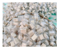 Bonbons à la noix de coco du Vietnam-Bonbons à la noix de coco authentiques avec des saveurs de durian, d'arachide et de feuille de pandan, faits à la main et doucement sucrés