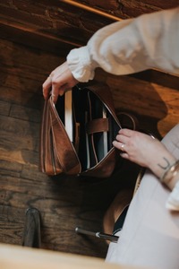 Sac à dos de voyage en cuir pour ordinateur portable MacBook 16 pouces Sac à dos universitaire - Product Image 4