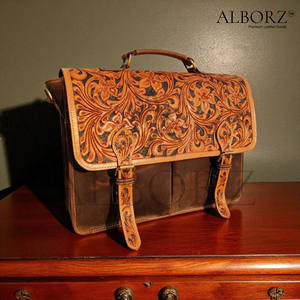 Maletín de cuero genuino hecho a mano, bandolera de estilo Vintage Unisex, con infusión Bohemia para negocios, uso informal, cremallera - Product Image 4