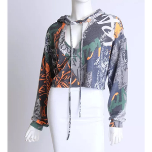 Sweat à capuche en graphite avec logo personnalisé pour femmes avec short de sueur Sweat à capuche court en coton à manches longues et fermeture éclair pour femmes avec short de sueur - Product Image 6