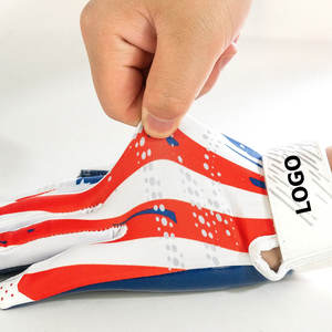 Gants de football américain professionnels de haute qualité avec design personnalisable, antidérapants et protection UV en cuir synthétique - Product Image 3