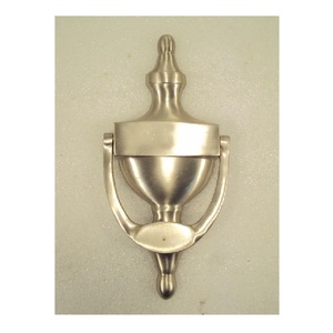 Aldaba de puerta de latón decorativo - Product Image 4