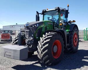 Tracteur Fendt 930 VARIO 2026 en gros - 300 CV, haute performance, 4 roues motrices, pour les opérations agricoles intensives - Product Image 3