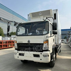LOW Price HOWO Chicken Carry <strong>Truck</strong> 4X2 <strong>Small</strong> Living Chick Poultry <strong>Truck</strong> - Product Image 2