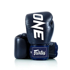 Gants de boxe en cuir Fairtex en gros, modèle 8oz 12oz 14oz 16oz, gants d'entraînement et de sparring, fabriqués au Pakistan - Product Image 1