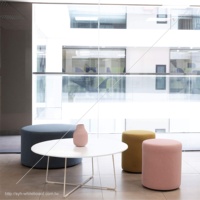 Tableau d'écriture en émail durable avec surface magnétique, design écologique et modulaire pour le bureau et la salle de classe