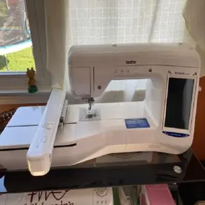 Instant Discount Brother VE2200 Embroidery-Only Machine Home Sewing & Embroidery 318 Built-in Bordados Designs e 14 fontes