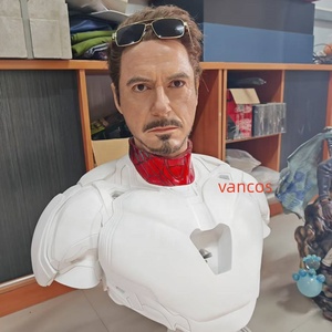 Busto de <span class=keywords><strong>Iron</strong></span> <span class=keywords><strong>Man</strong></span> Mk85 de <span class=keywords><strong>Tony</strong></span> <span class=keywords><strong>Stark</strong></span> a Escala Real 1:1, Cabeza de Silicona Hiperrealista RDJ, Armadura de Nanotecnología, Estatua de Resina para Decoración de Centros Comerciales y Cines - Product Image 2