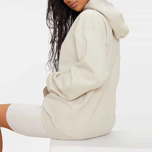 Ensemble short et sweat à capuche oversize pour femme, décontracté, été, en coton mélangé doux, coupe régulière, uni, style moderne, tenue de rue - Product Image 5