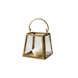 Farol de Vela Cuadrado Geométrico de Metal Dorado Desgastado, Ecológico, para Decoración Navideña y de Pascua, Uso en Interiores y Exteriores - Product Image 1