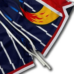 Pantalones cortos de baloncesto de malla personalizados, pantalones cortos de baloncesto de poliéster para hombre con logotipo impreso por sublimación, con su propio logotipo - Product Image 3