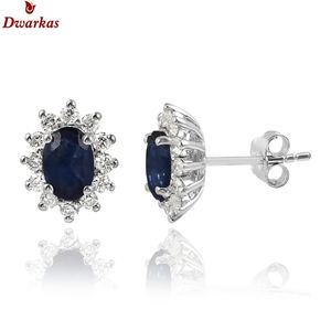 Luxurious Classic 925 Sterling Silver Flower-shaped <b>Stud</b> <b>Earrings</b> <b>Emerald</b> CZ Rhodium Plated Engagement Wedding Party Gift - Product Image 4