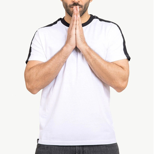 เสื้อยืดกีฬาผ้าฝ้ายระบายอากาศได้ดีมีขนาดตามสั่งสำหรับผู้ชาย - Product Image 2