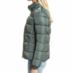 High Street New Arrival Ladies Trendy Custom Design Otoño Warm Cotton Bordado Puffer Jacket para inviernos Precios al por mayor - Product Image 4
