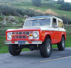 Bronco de 1973 Usado en Excelentes Condiciones, Gasolina, Manual, en Venta - Product Image 1