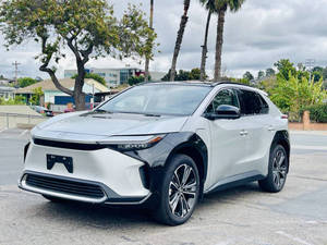Toyota bZ4X Limited Usado del 2023 - Product Image 4