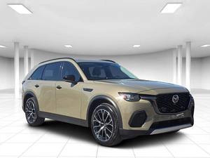 Usado cuidadosamente 2025 Mazda PHEV Premium 4dr SUV AWD (2.5L 4cyl gas/eléctrico plug-in híbrido 8A) - Product Image 6