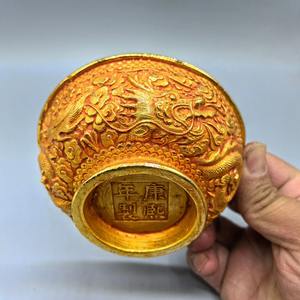 ชามโลหะสีทองดีไซน์เนอร์สไตล์วินเทจงานฝีมือสุดหรูเหมาะสำหรับตกแต่งบ้านแกนกลางและจัดแต่งทรงผมสำหรับงานอีเวนต์จากอินเดีย - Product Image 2