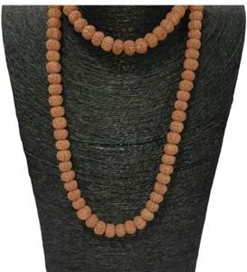 Collier de prière Mala 5 Mukhi Rudraksha 108+1 perles naturelles Panchmukhi certifiées en laboratoire pour la méditation Jaap Puja avec pompon rouge - Product Image 6