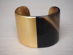 กำไลข้อมือหนังควายทำมือแบบหรูหราเป็นมิตรต่อสิ่งแวดล้อมกำไลข้อมือเคลือบแล็กเกอร์ตกแต่งเครื่องประดับแบบกว้างสำหรับเครื่องประดับแฟชั่น - Product Image 4