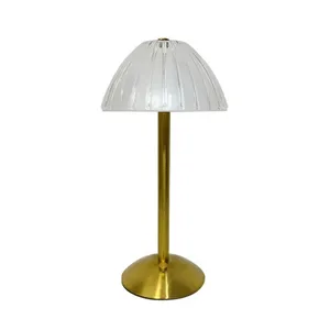 Lampe de table de chevet de style haut de gamme pour la décoration de la maison en gros décorative à corps croisé en métal vintage noir pour hôtel de luxe - Product Image 2