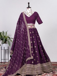 Georgette Lehenga Choli ที่กำลังเป็นที่นิยมมากที่สุด,โชลีปักลายด้วยเข็มขัดและสายรัด - Product Image 5