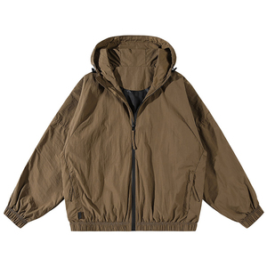Veste coupe-vent d'extérieur imperméable en nylon de haute qualité pour hommes avec capuche et poche Veste légère de protection solaire pour hommes 2025 vente en gros - Product Image 4